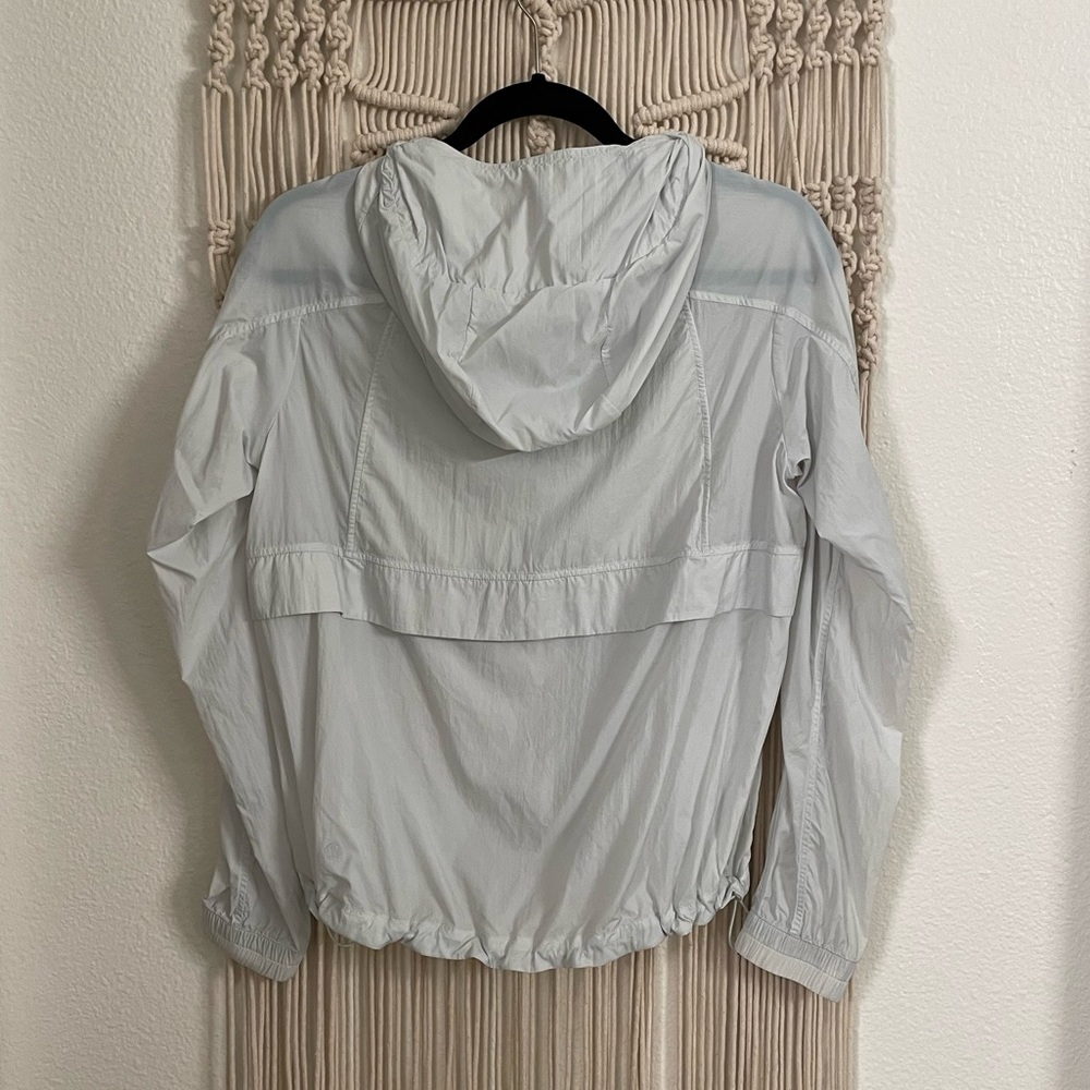cute lululemon light jacket - Picture 2 of 2